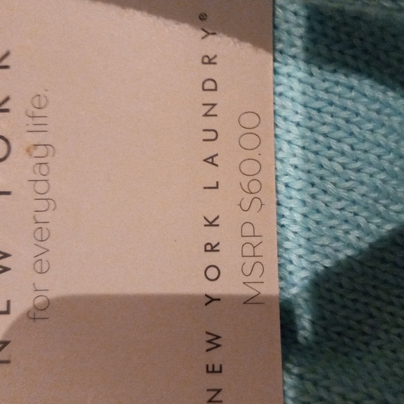 Sweater - Picture 6 of 6